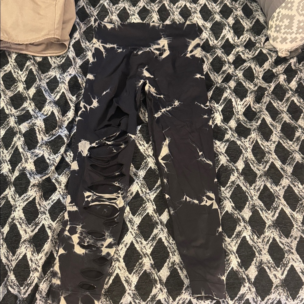 Stylish  Black and White Leggings